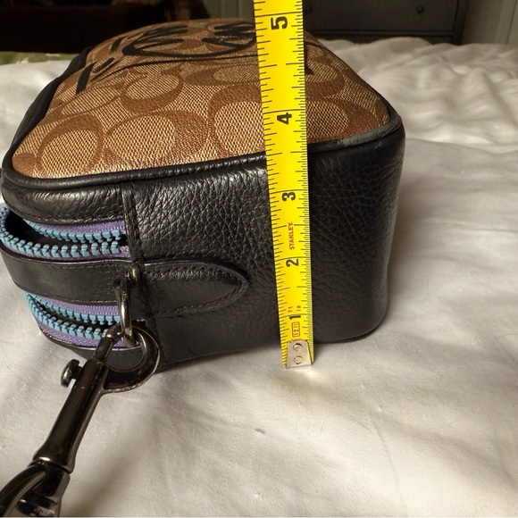 Coach Crossbody Bag X Rexy By Guang Yu Purse Shoulder Strap VGC 🖤 - Picture 8 of 11